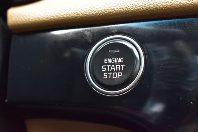 2019 Kia Sportage SX Turbo AWD - 22999681 - 43