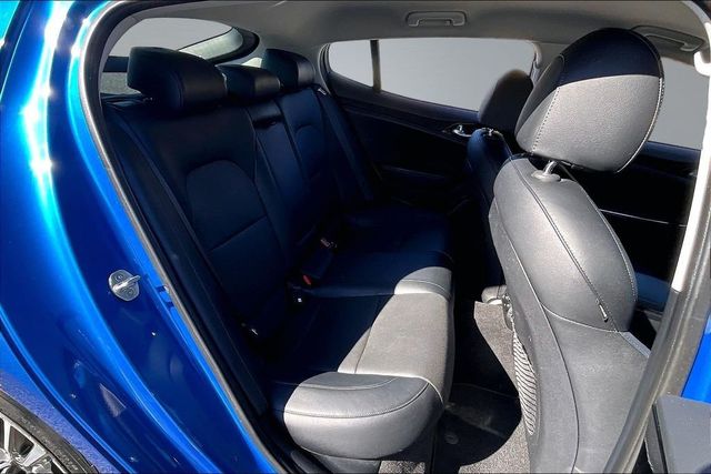 2019 Kia Stinger  - 22982140 - 14