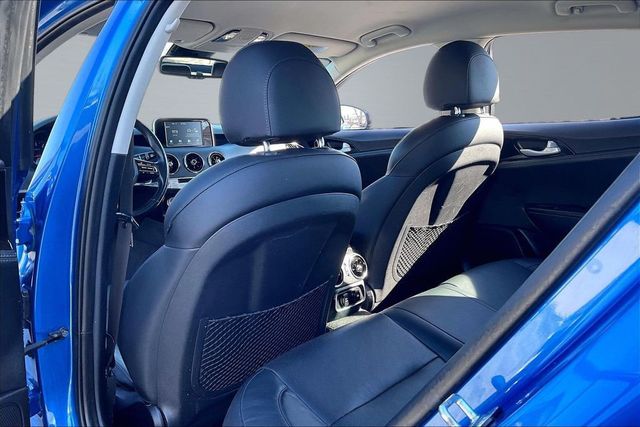 2019 Kia Stinger  - 22982140 - 18