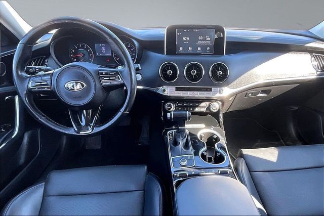 2019 Kia Stinger  - 22982140 - 19
