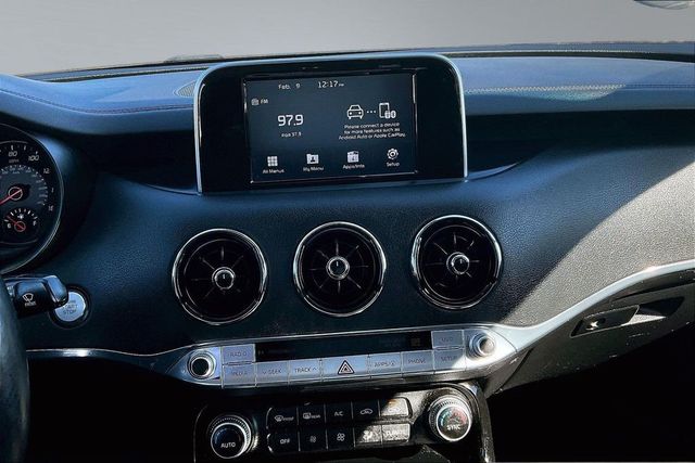 2019 Kia Stinger  - 22982140 - 24