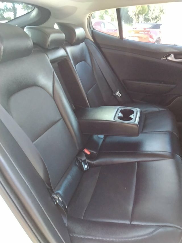2019 Kia Stinger AWD - 23042747 - 9