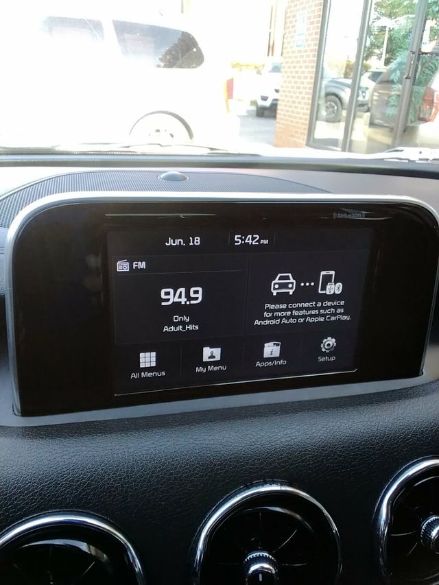 2019 Kia Stinger AWD - 23042747 - 17