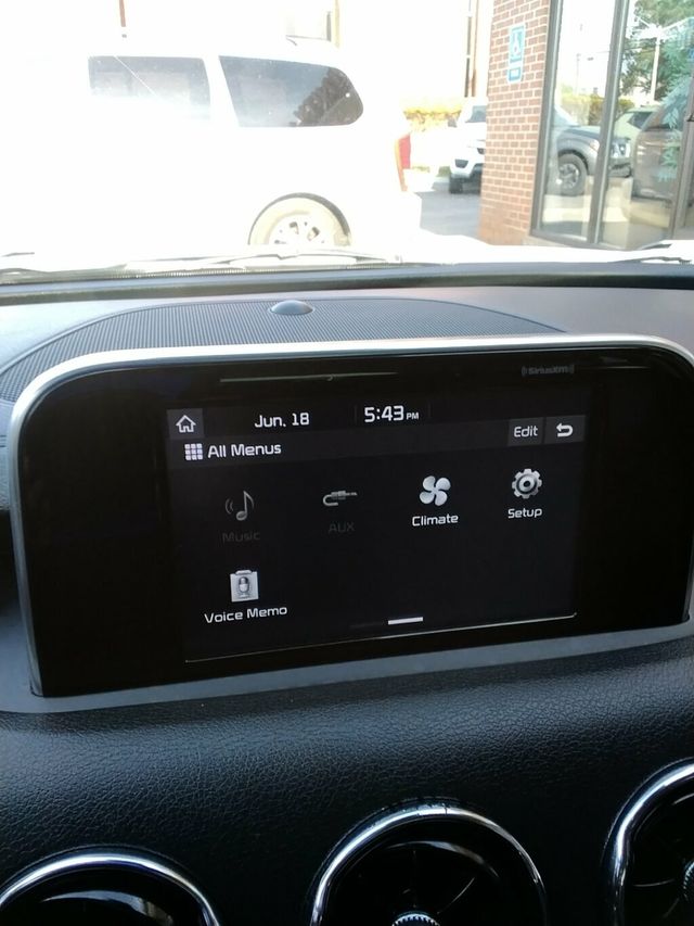 2019 Kia Stinger AWD - 23042747 - 19