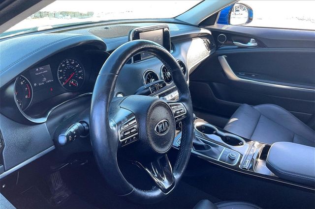 2019 Kia Stinger AWD - 22982140 - 29