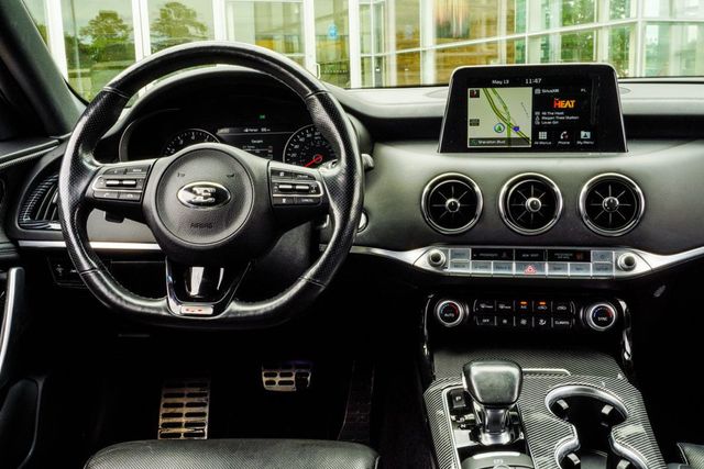 2019 Kia Stinger GT2 AWD - 23014918 - 16