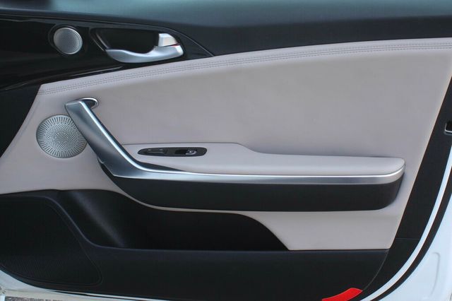 2019 Kia Stinger ONE OWNER AWD PREMIUM W/ NAVIGATION, LEATHER, & PREMIUM SOUND - 22917163 - 5