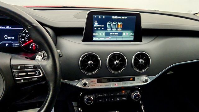 2019 Kia Stinger Premium AWD - 23004622 - 17