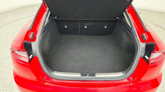 2019 Kia Stinger Premium AWD - 23004622 - 22