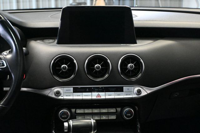 2019 Kia Stinger Premium RWD - 23088900 - 11