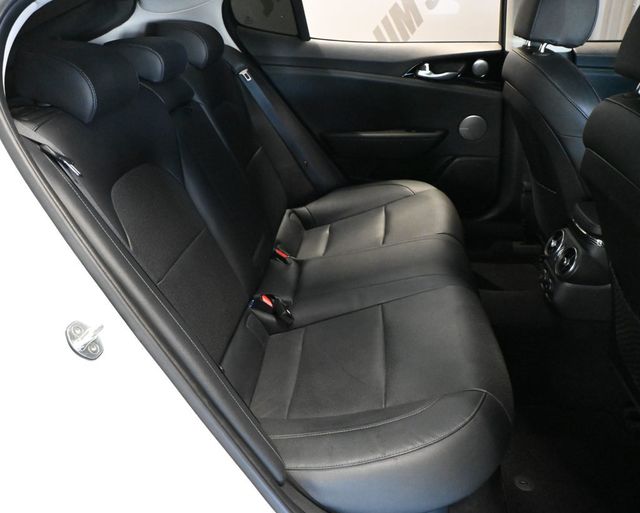 2019 Kia Stinger Premium RWD - 23088900 - 18