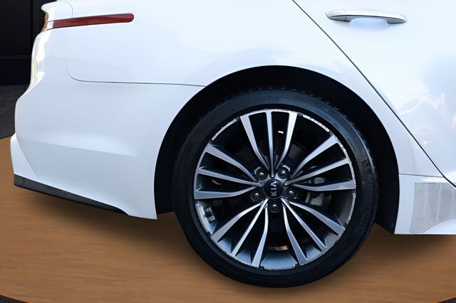 2019 Kia Stinger Premium RWD - 23038965 - 14