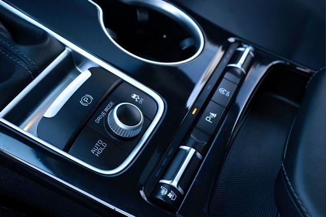 2019 Kia Stinger Premium RWD - 23038965 - 35