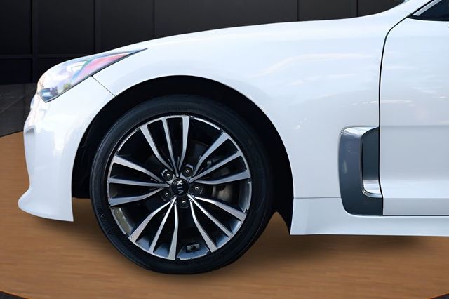 2019 Kia Stinger Premium RWD - 23038965 - 5