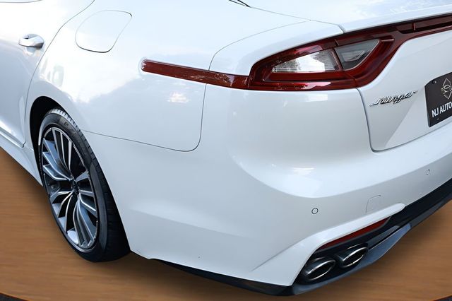 2019 Kia Stinger Premium RWD - 23038965 - 8
