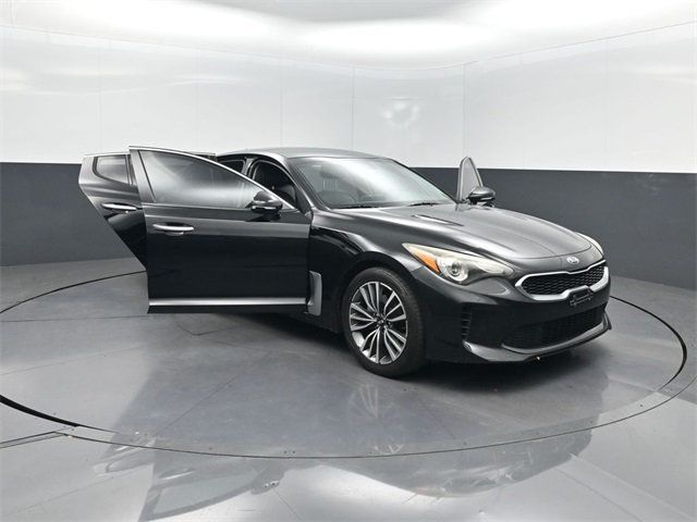 2019 Kia Stinger RWD - 22953212 - 39