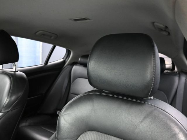 2019 Kia Stinger RWD - 23017003 - 11