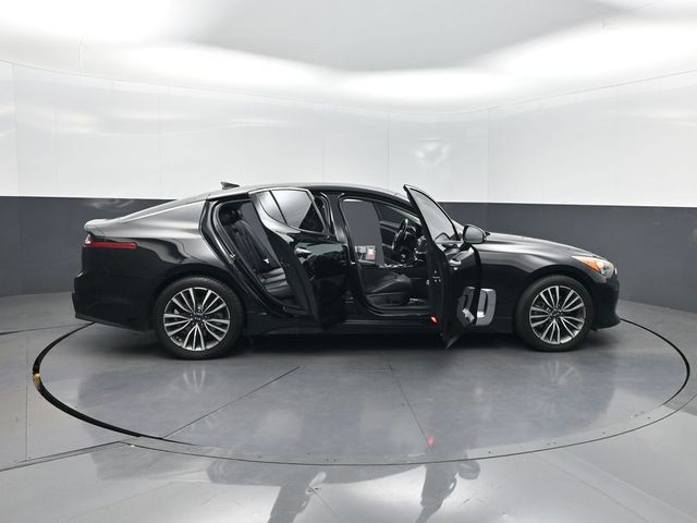 2019 Kia Stinger RWD - 23051334 - 38