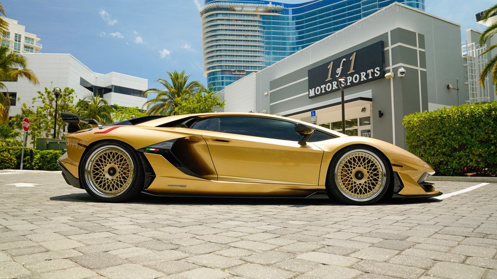 2019 Lamborghini Aventador SVJ Coupe photo 14