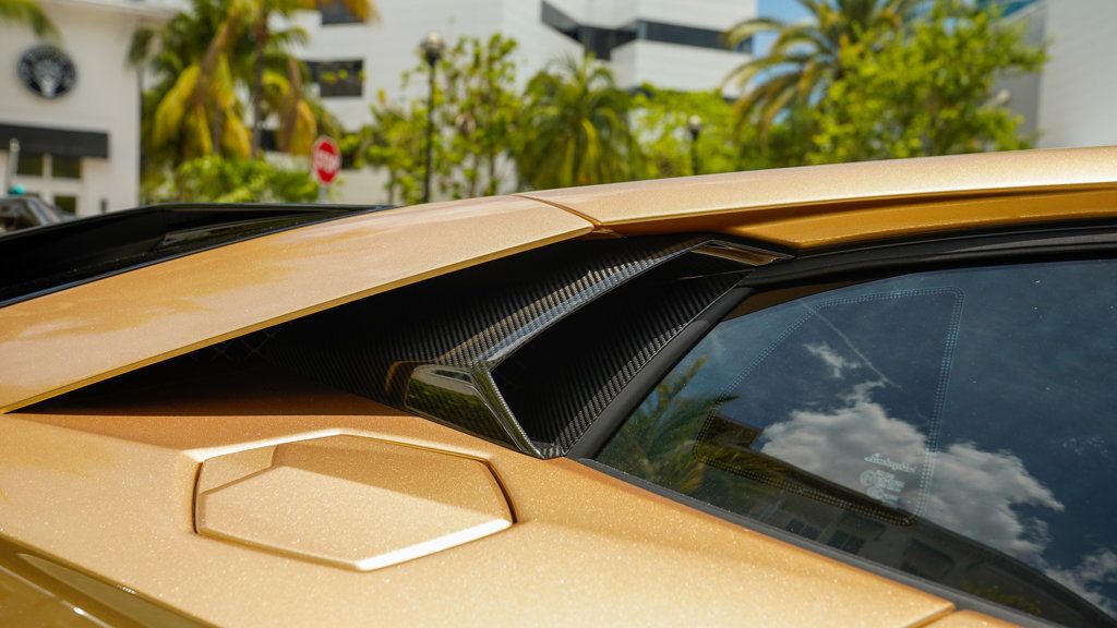 2019 Lamborghini Aventador SVJ Coupe photo 22