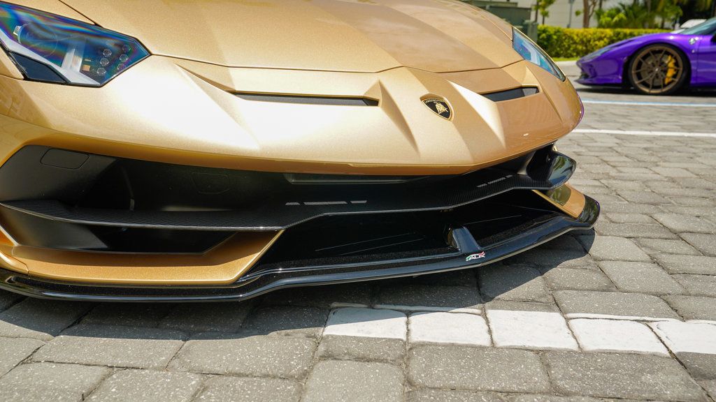 2019 Lamborghini Aventador SVJ Coupe photo 24
