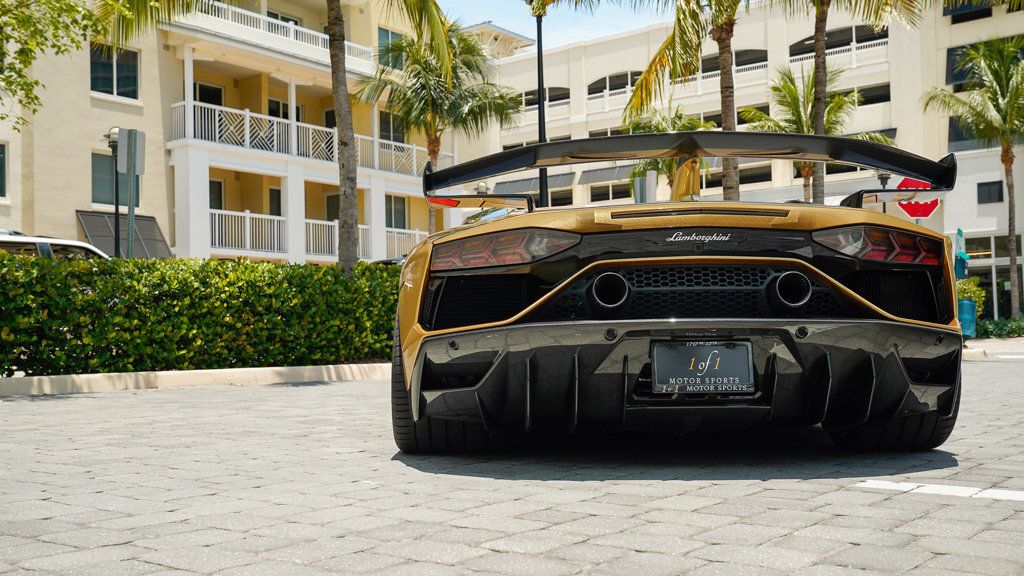 2019 Lamborghini Aventador SVJ Coupe photo 30