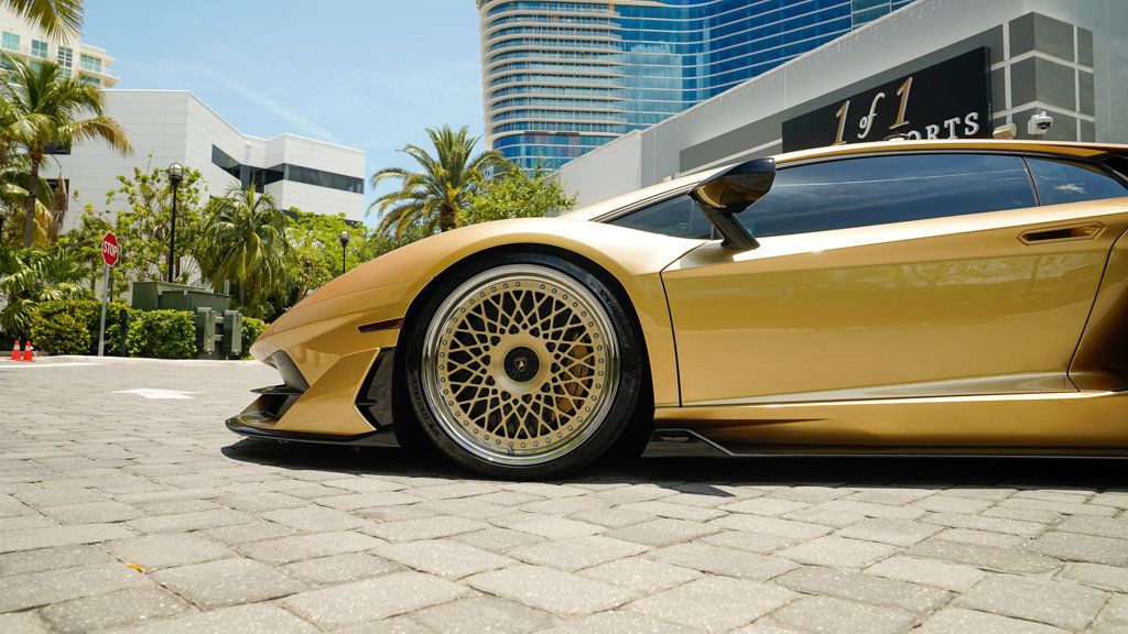 2019 Lamborghini Aventador SVJ Coupe photo 37
