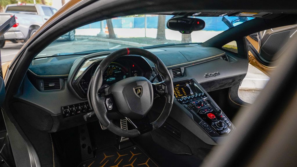 2019 Lamborghini Aventador SVJ Coupe photo 53