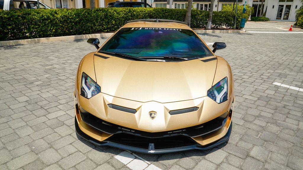2019 Lamborghini Aventador SVJ Coupe photo 6