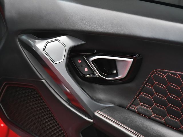 2019 Lamborghini Huracan LP580-2S - 22889552 - 17