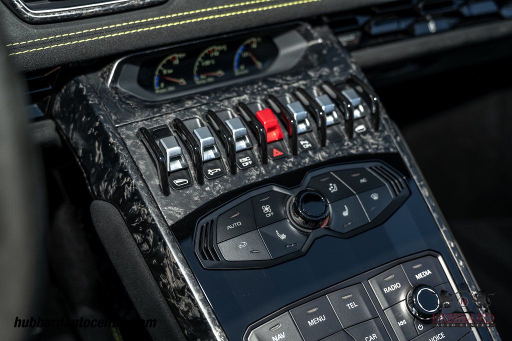 2019 Lamborghini Huracan Performante Spyder - 23038394 - 22