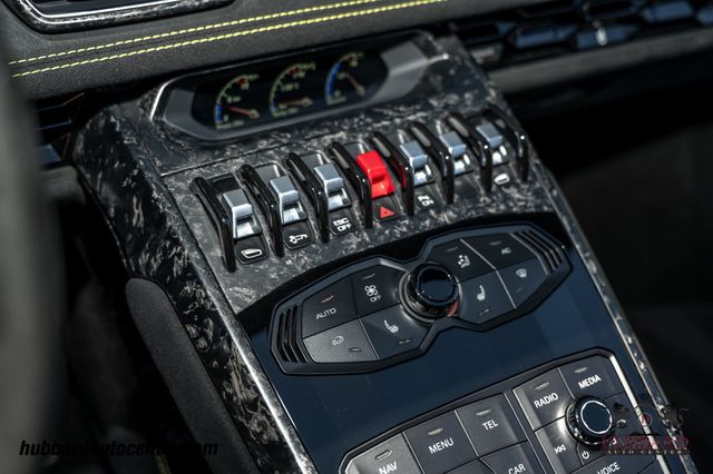 2019 Lamborghini Huracan Performante Spyder - 23038394 - 22