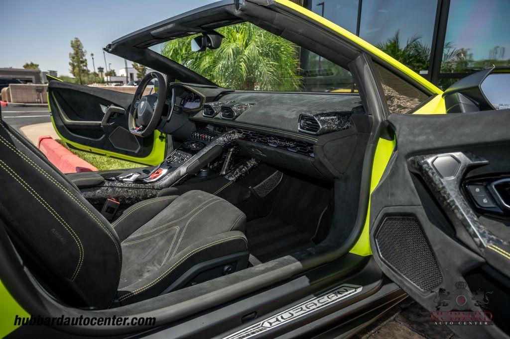 2019 Lamborghini Huracan Performante Spyder - 23038394 - 25