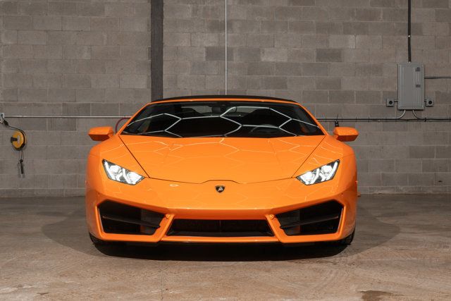 2019 Lamborghini Huracan RWD Sypder - 22958217 - 29