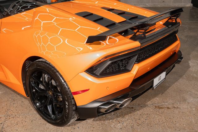 2019 Lamborghini Huracan RWD Sypder - 22958217 - 34