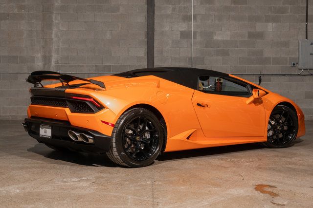 2019 Lamborghini Huracan RWD Sypder - 22958217 - 39