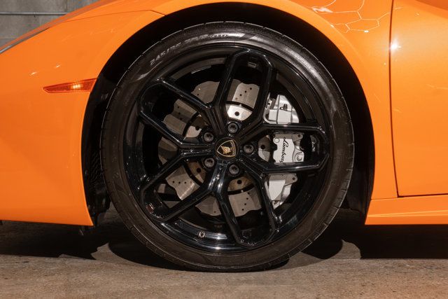 2019 Lamborghini Huracan RWD Sypder - 22958217 - 47