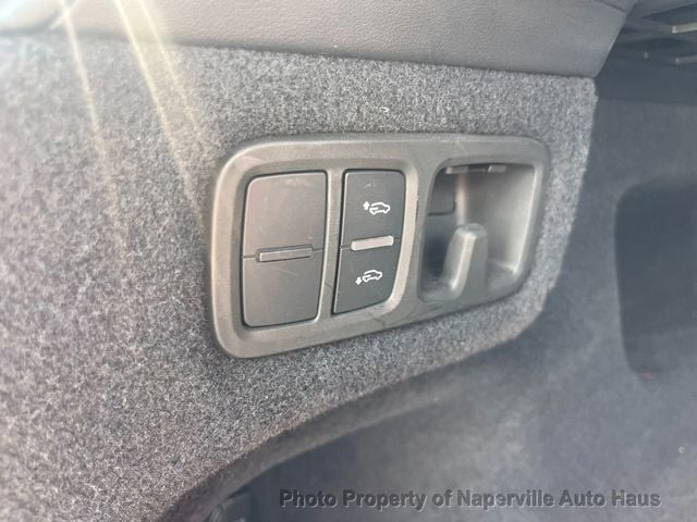 2019 Lamborghini Urus AWD - 23018458 - 32