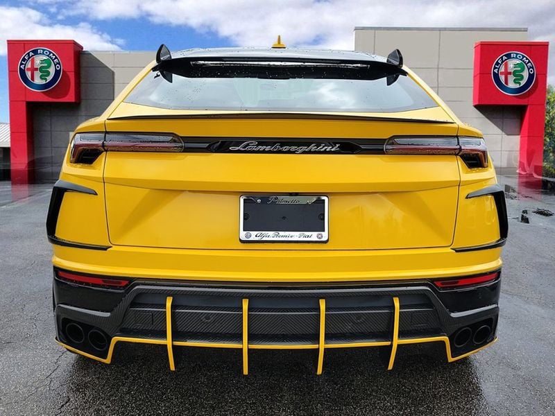 2019 Lamborghini Urus AWD - 22620194 - 3