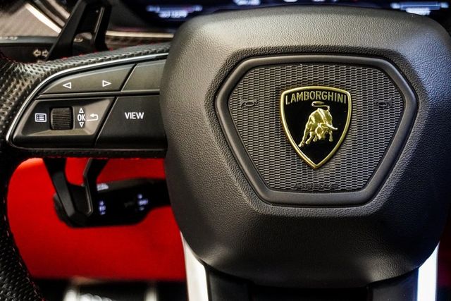 2019 Lamborghini Urus AWD - 22985114 - 17