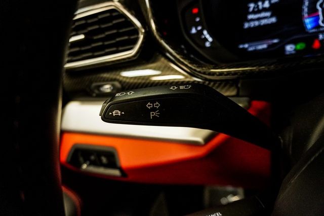 2019 Lamborghini Urus AWD - 22985114 - 21