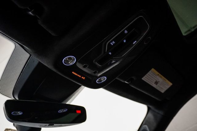 2019 Lamborghini Urus AWD - 23012008 - 30