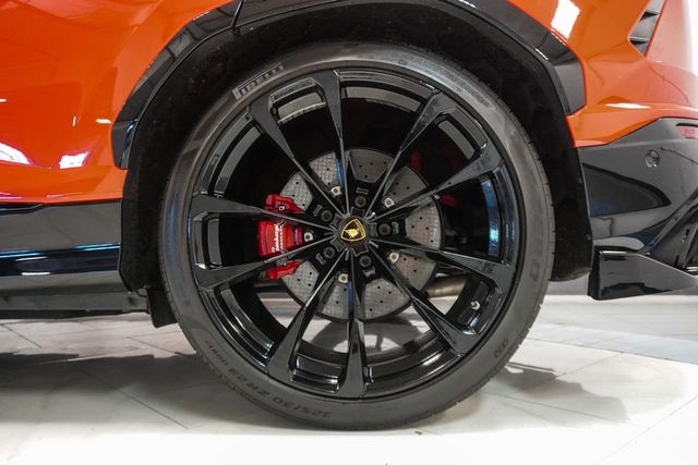 2019 Lamborghini Urus AWD - 23012008 - 40