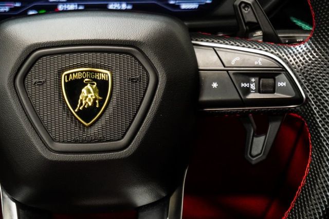 2019 Lamborghini Urus AWD - 23071987 - 15