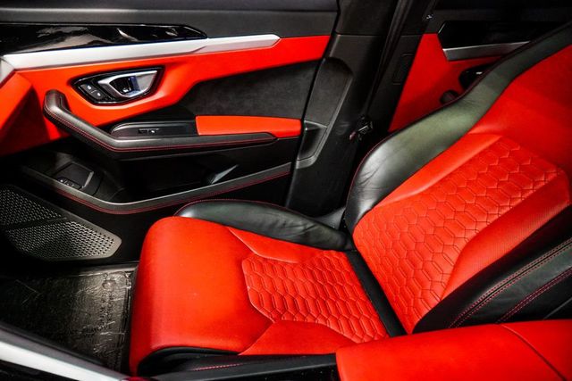 2019 Lamborghini Urus AWD - 23071987 - 33