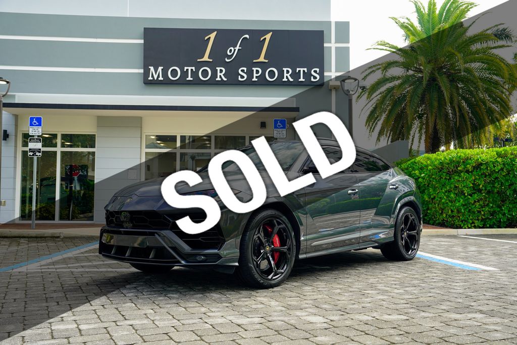 2019 Lamborghini Urus AWD - 22990901 - 0