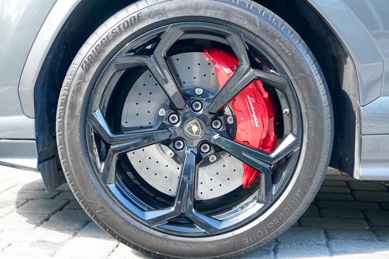 2019 Lamborghini Urus AWD - 22990901 - 13