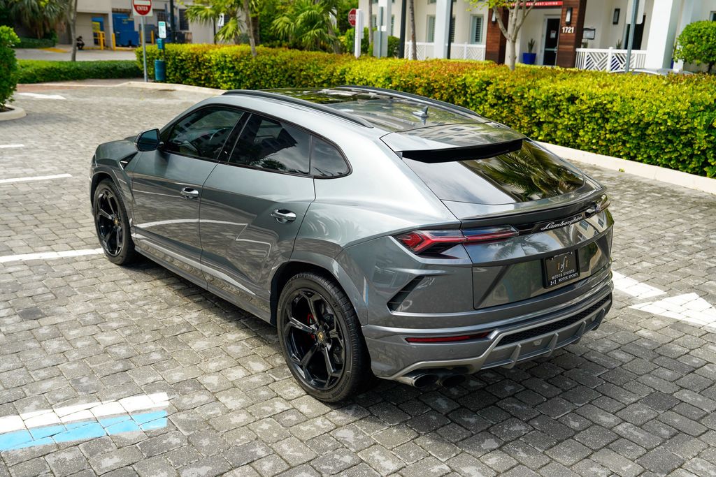 2019 Lamborghini Urus AWD - 22990901 - 19