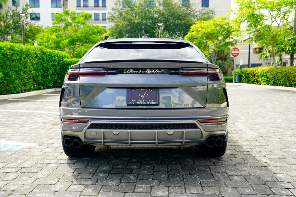 2019 Lamborghini Urus AWD - 22990901 - 20