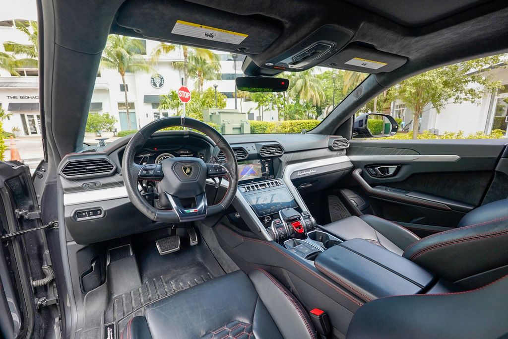 2019 Lamborghini Urus AWD - 22990901 - 2